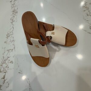 Lamo Cream and Brown Women's Sandals- size 39 (eq. Size 8.5)